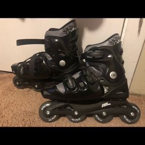 COPY - Adjustable unisex rollerblades